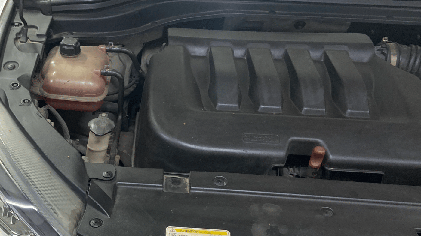 2021 Mahindra XUV700 AX 7 LUXURY P AT 7 STR, Petrol, Automatic, 59,906 km, Engine View - Right