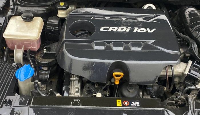 2018 Hyundai Verna 1.6 CRDI SX + AT, Diesel, Automatic, 1,24,498 km, Engine View - Right