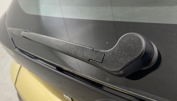 2020 Tata ALTROZ XZ PETROL, Petrol, Manual, 25,134 km, Rear Wiper