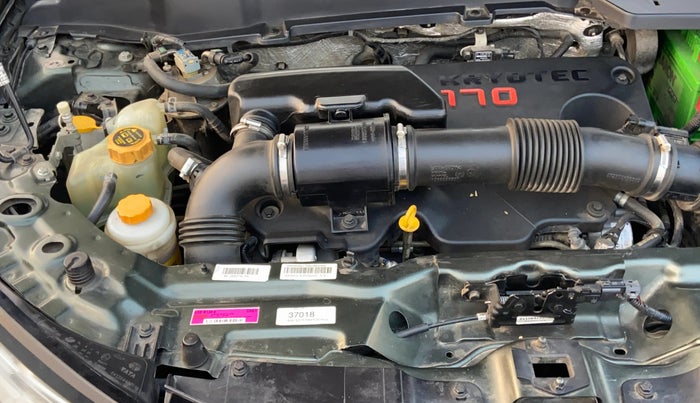 2021 Tata Harrier XZA PLUS 2.0L, Diesel, Automatic, 1,11,291 km, Engine View - Left