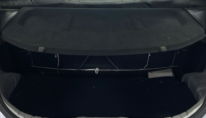 2015 Hyundai Eon MAGNA +, Petrol, Manual, 37,276 km, Boot Inside