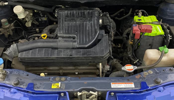 2013 Maruti Swift VXI, Petrol, Manual, 43,577 km, Engine View
