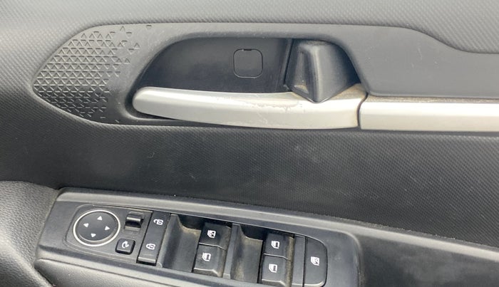 2020 KIA SONET GTX PLUS 1.5 AT, Diesel, Automatic, 60,654 km, Driver Side Door Panels Control