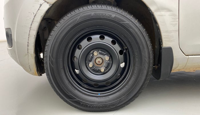 2011 Maruti Ritz VXI, Petrol, Manual, 84,623 km, Left Front Wheel