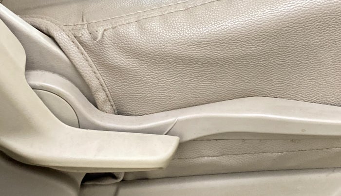 2021 Maruti Ertiga ZXI AT SHVS, Petrol, Automatic, 61,942 km, Driver Side Adjustment Panel