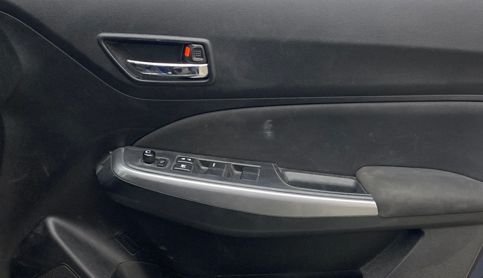 2019 Maruti Swift ZDI, Diesel, Manual, 39,842 km, Driver Side Door Panels Control