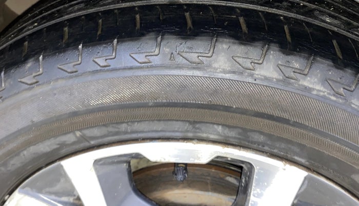 2017 Honda WR-V 1.2L I-VTEC VX MT, Petrol, Manual, 44,280 km, Right Rear Tyre Tread