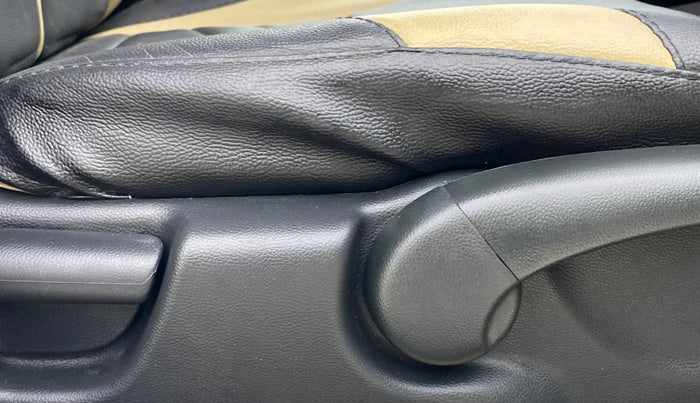 2017 Honda City 1.5L I-VTEC SV, Petrol, Manual, 20,577 km, Driver Side Adjustment Panel