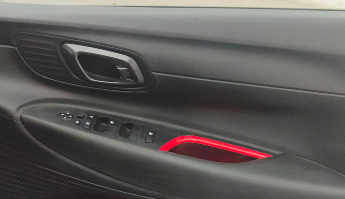 2022 Hyundai NEW I20 N LINE N8 1.0 TURBO GDI DCT DUAL TONE, Petrol, Automatic, 40,443 km, Driver Side Door Panels Control