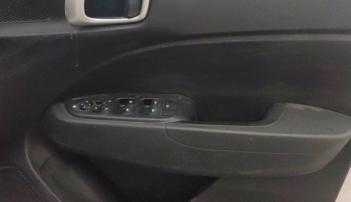 2019 Hyundai VENUE SX PLUS 1.0 TURBO DCT, Petrol, Automatic, 99,740 km, Driver Side Door Panels Control