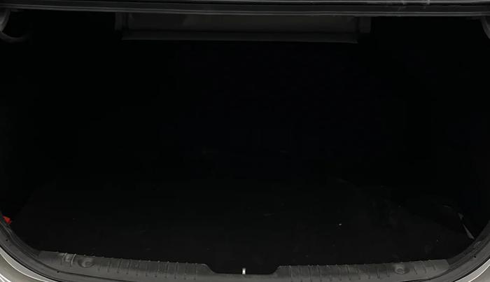 2016 Hyundai Verna 1.6 VTVT S, Petrol, Manual, 73,143 km, Boot Inside