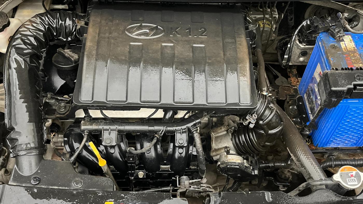 2020 Hyundai AURA S 1.2, Petrol, Manual, 82,285 km, Engine View