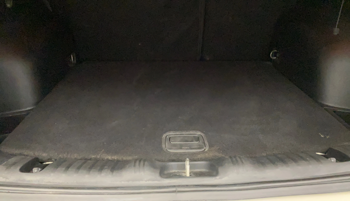 2018 Jeep Compass LIMITED (O) 2.0 DIESEL, Diesel, Manual, 85,932 km, Boot Inside