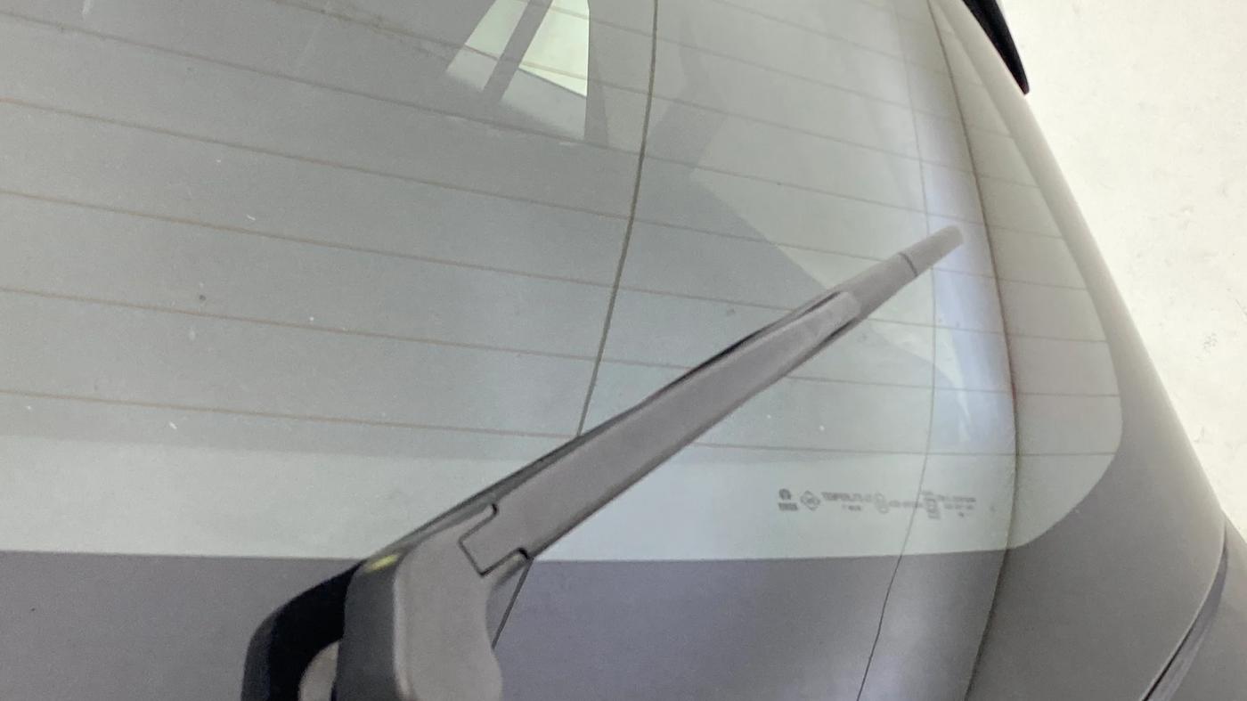 2021 Tata ALTROZ XZ PETROL, Petrol, Manual, 37,218 km, Rear Wiper