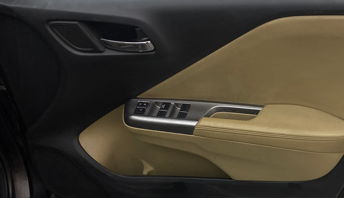 2014 Honda City 1.5L I-DTEC VX, Diesel, Manual, 1,10,754 km, Driver Side Door Panels Control