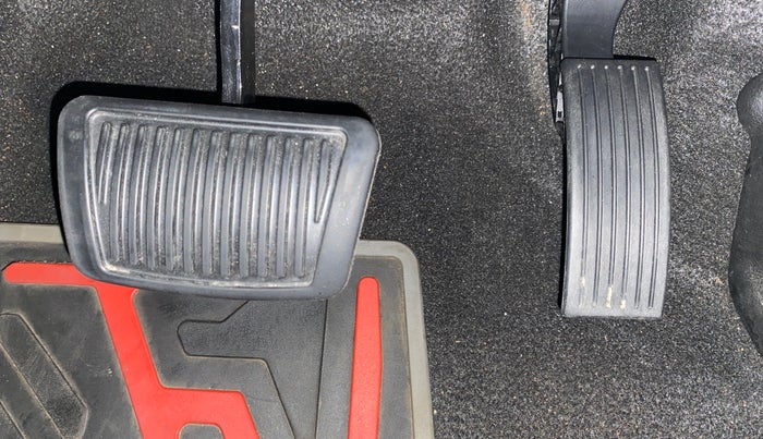 2023 Hyundai VENUE SX (O) 1.0 TURBO DCT, Petrol, Automatic, 11,876 km, Pedals