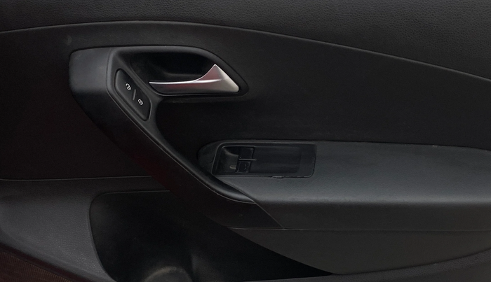 2019 Volkswagen Polo TRENDLINE 1.0L, Petrol, Manual, 74,948 km, Driver Side Door Panels Control