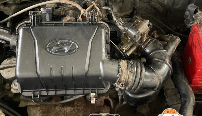 2015 Hyundai i10 MAGNA 1.1, Petrol, Manual, 39,708 km, Engine View