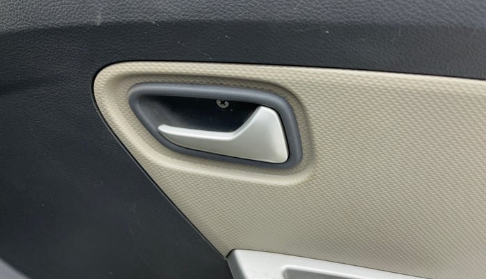 2015 Maruti Alto K10 VXI, Petrol, Manual, 72,630 km, Driver Side Door Panels Control