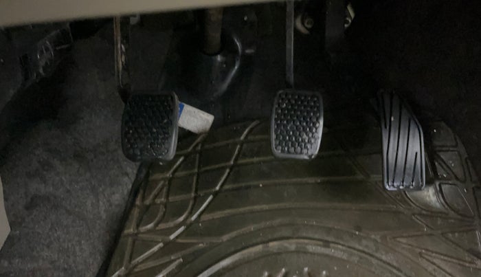 2015 Maruti Alto K10 VXI, Petrol, Manual, 72,630 km, Pedals