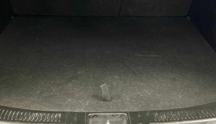 2020 Maruti S Cross ALPHA AT1.5, Petrol, Automatic, 40,622 km, Boot Inside