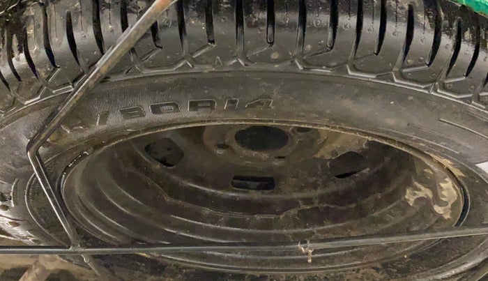 2019 Renault TRIBER RXL MT, Petrol, Manual, 42,775 km, Spare Tyre