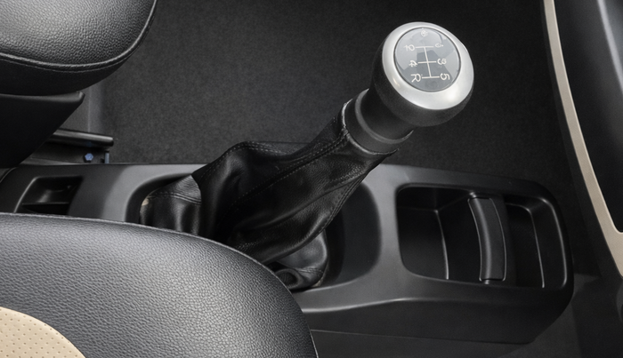 2014 Maruti Wagon R 1.0 VXI, Petrol, Manual, 50,088 km, Gear Lever