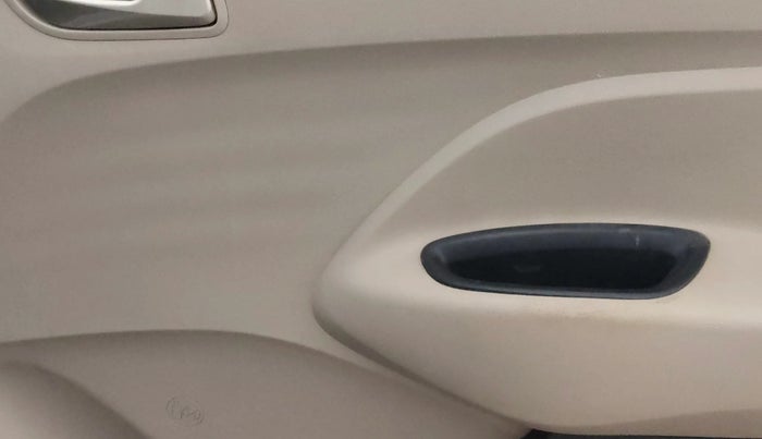 2019 Hyundai NEW SANTRO SPORTZ CNG, CNG, Manual, 75,013 km, Driver Side Door Panels Control