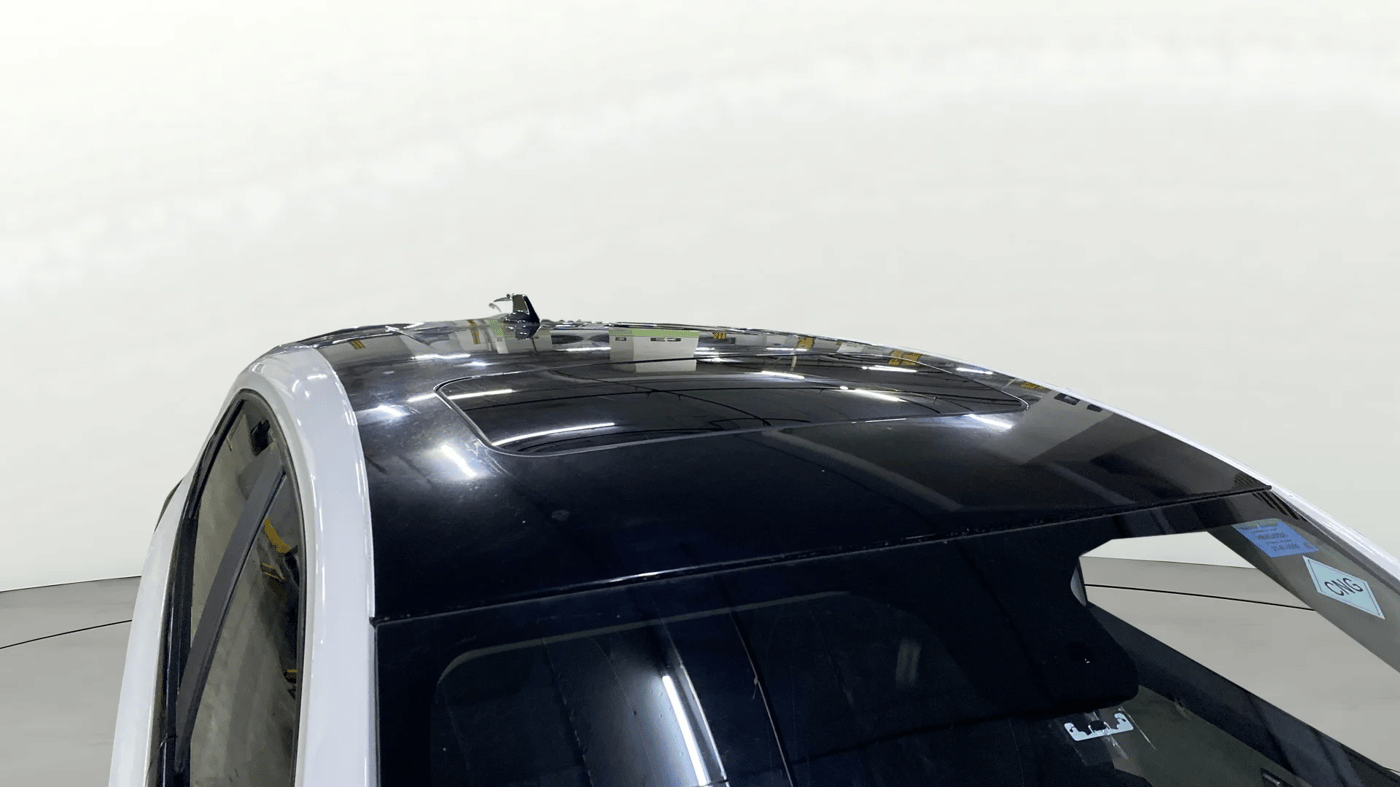 2024 Tata ALTROZ XZ Plus (S) Lux CNG , CNG, Manual, 6,724 km, Moonroof/ Sunroof