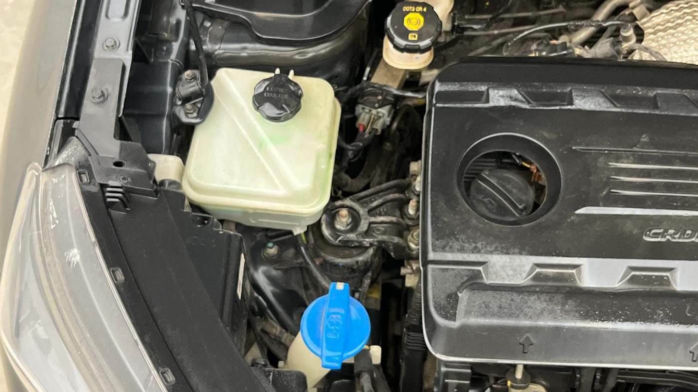 2020 KIA SONET HTK PLUS 1.5 AT, Diesel, Automatic, 66,516 km, Engine View - Right