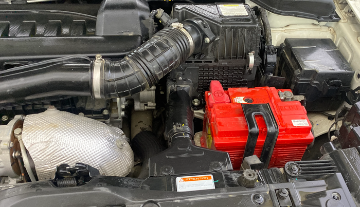 2020 Mahindra XUV300 W8 1.5 DIESEL, Diesel, Manual, 17,802 km, Engine View - Left