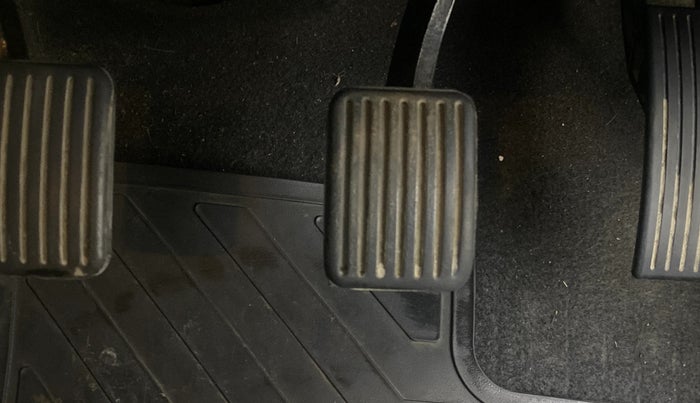 2020 Hyundai AURA S 1.2, Petrol, Manual, 25,424 km, Pedals