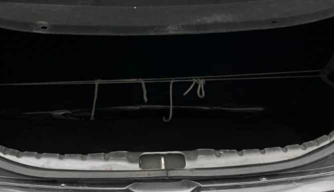 2018 Hyundai Eon MAGNA +, Petrol, Manual, 1,15,998 km, Boot Inside