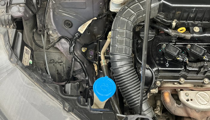 2021 Maruti XL6 ALPHA MT, Petrol, Manual, 1,15,527 km, Engine View - Right