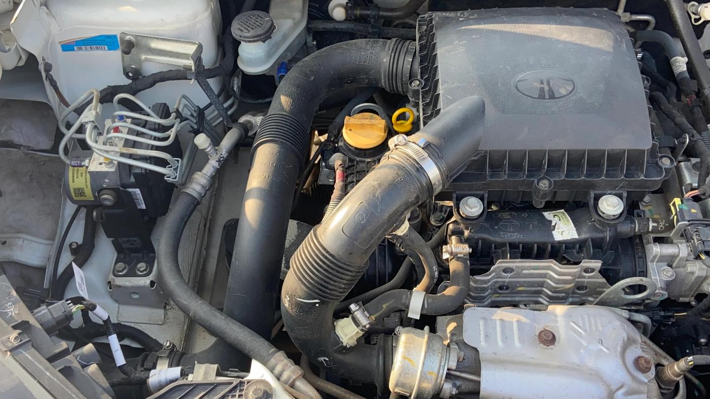 2024 Tata NEXON SMART+ 1.2 PETROL, Petrol, Manual, 45,821 km, Engine View - Left