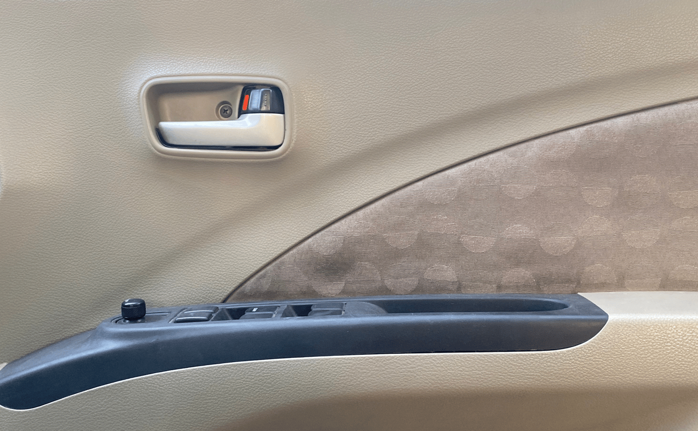 2015 Maruti Celerio ZXI AMT, Petrol, Automatic, 68,363 km, Driver Side Door Panels Control
