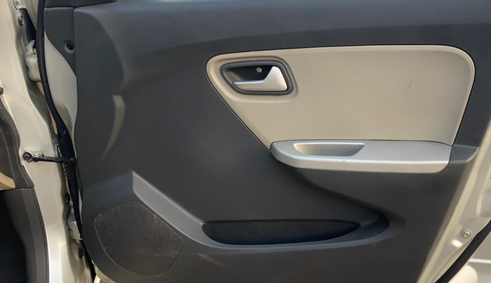 2018 Maruti Alto K10 VXI (O) AMT, Petrol, Automatic, 95,703 km, Driver Side Door Panels Control