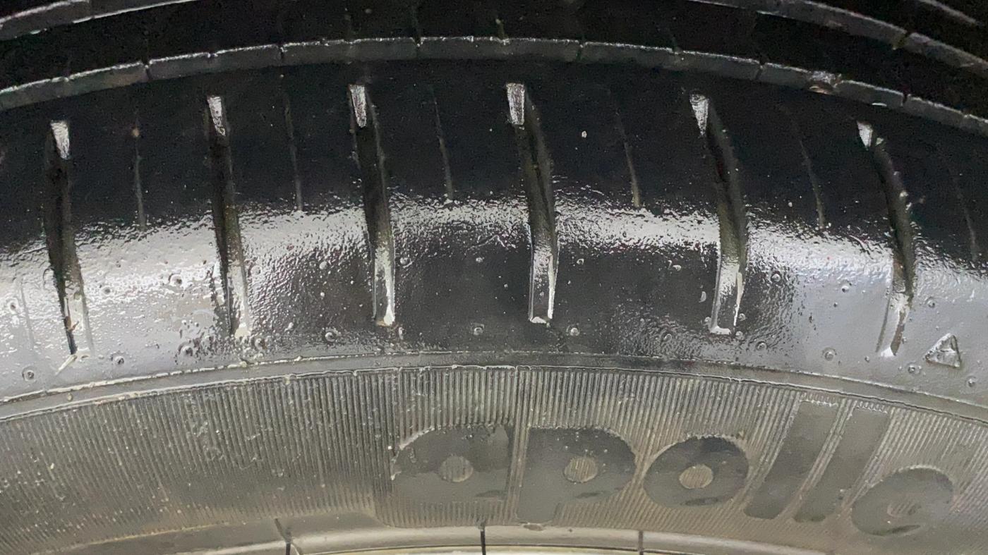 2021 Toyota Glanza G CVT, Petrol, Automatic, 28,280 km, Right Rear Tyre Tread