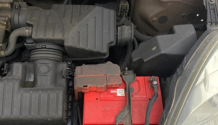 2013 Honda Amaze 1.2L I-VTEC S, Petrol, Manual, 1,02,572 km, Engine View - Left