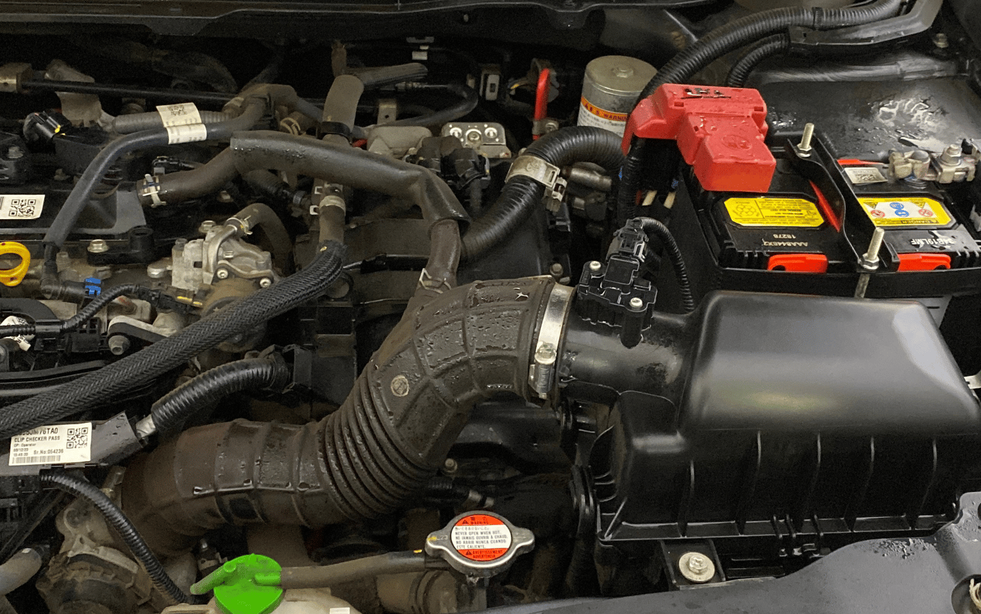 2023 Toyota URBAN CRUISER HYRYDER V HYBRID, Hybrid, Automatic, 21,588 km, Engine View - Left