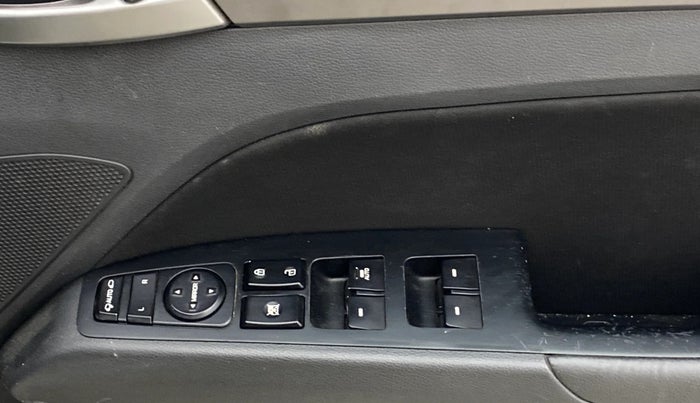 2018 Hyundai New Elantra 2.0 SX AT PETROL, Petrol, Automatic, 36,922 km, Driver Side Door Panels Control