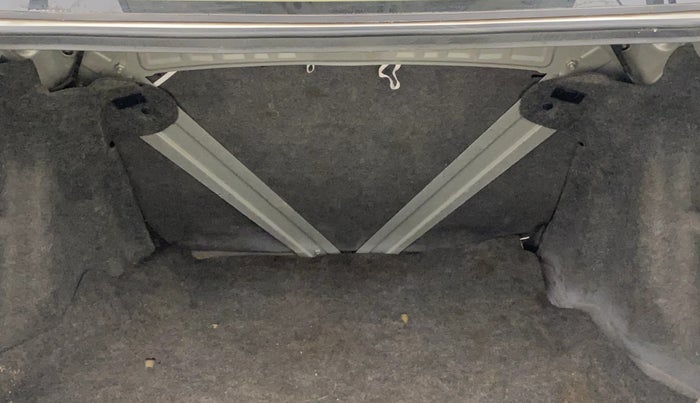 2016 Honda Amaze 1.5L I-DTEC S, Diesel, Manual, 84,097 km, Boot Inside