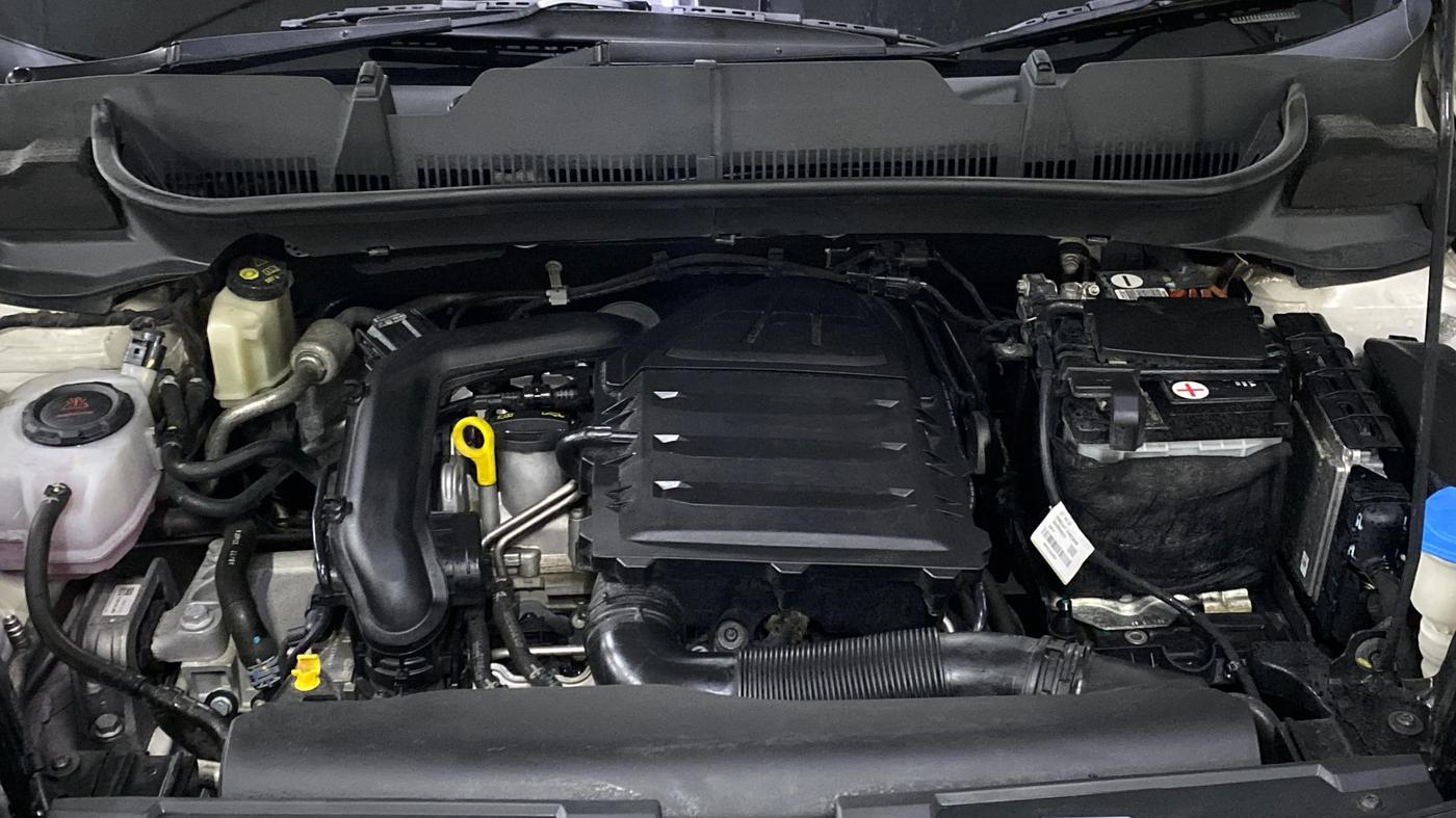 2022 Skoda KUSHAQ AMBITION 1.0L TSI MT, Petrol, Manual, 39,998 km, Engine View