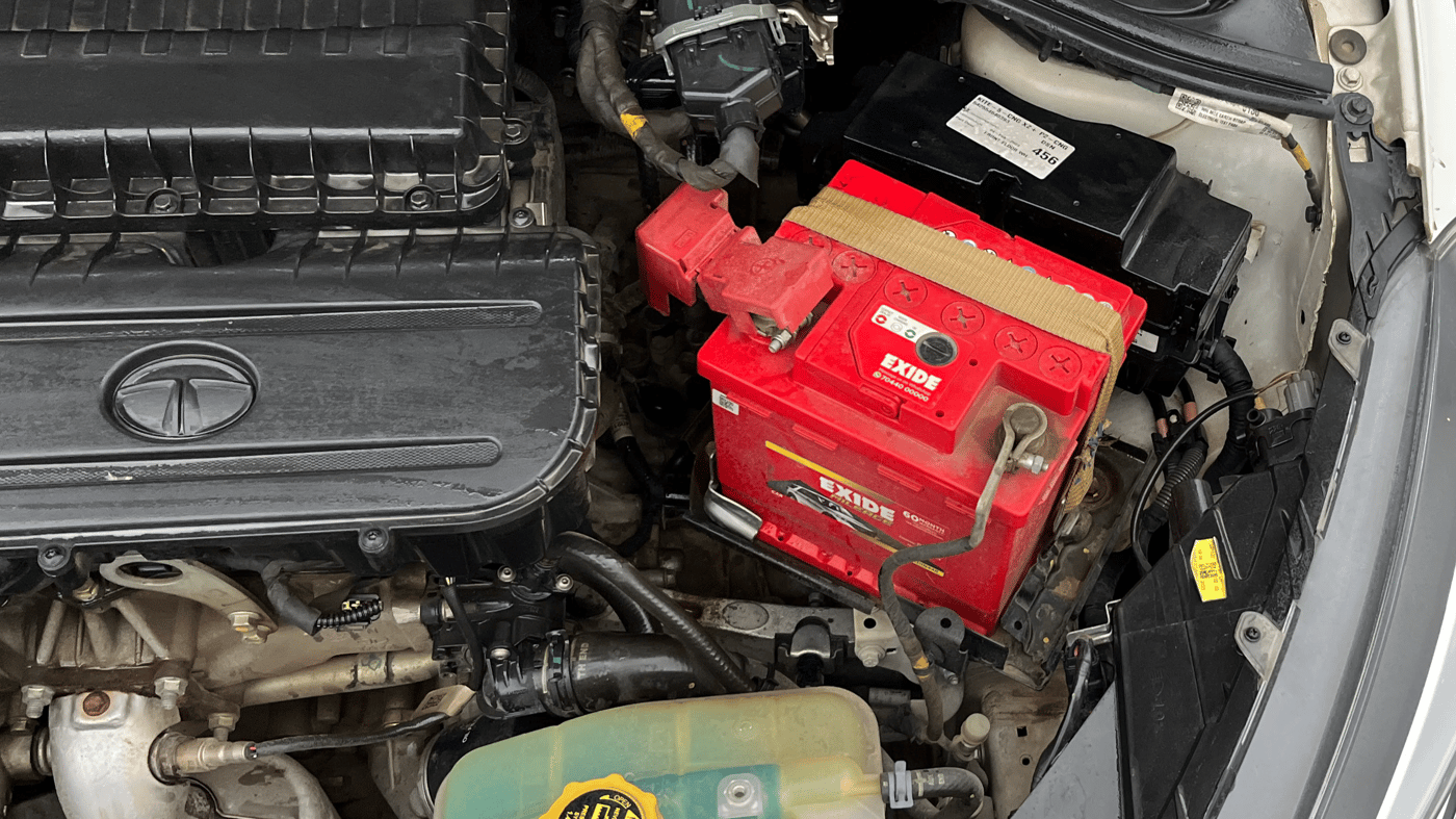 2023 Tata TIGOR XZ PLUS CNG, CNG, Manual, 57,197 km, Engine View - Left