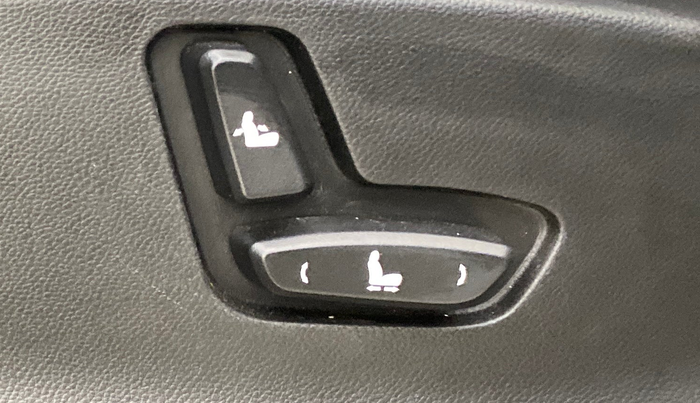 2019 MG HECTOR SHARP 1.5 DCT PETROL, Petrol, Automatic, 78,173 km, Driver Side Adjustment Panel