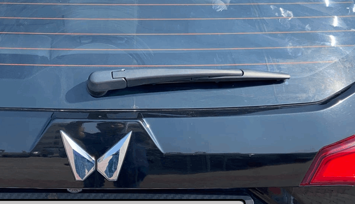 2023 Mahindra XUV300 W8 (O) 1.2 PETROL, Petrol, Manual, 13,938 km, Rear Wiper