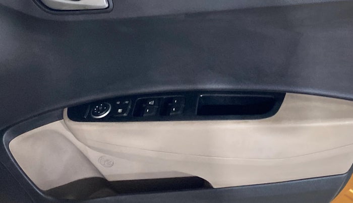 2015 Hyundai Grand i10 ASTA 1.2 KAPPA VTVT, Petrol, Manual, 60,204 km, Driver Side Door Panels Control