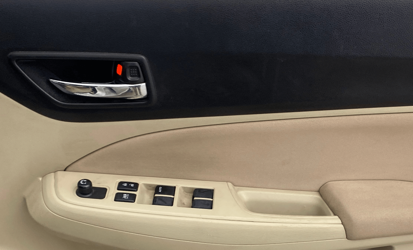 2019 Maruti Dzire VDI, Diesel, Manual, 80,152 km, Driver Side Door Panels Control