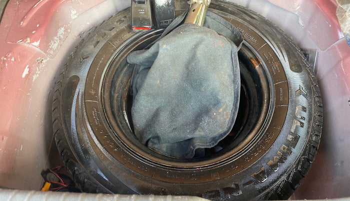 2014 Hyundai i10 MAGNA 1.1, Petrol, Manual, 75,689 km, Spare Tyre