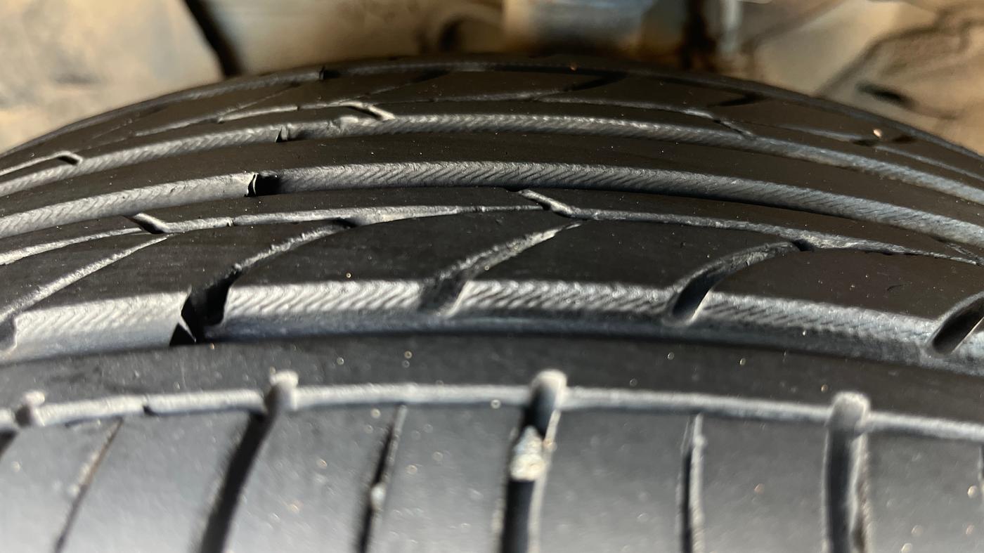 2014 Nissan Micra XV CVT, Petrol, Automatic, 95,069 km, Left Front Tyre Tread